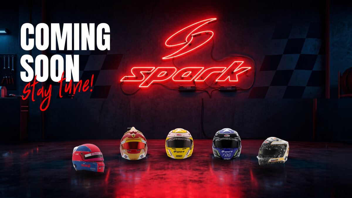 Spark — bientôt disponible : casques de pilotes miniatures